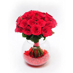 20 red roses in a glass vase