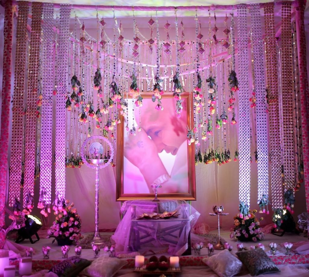 guruji flower decoration for satsang decoration gurji maharaj decoration guruji stage decoration for satsang guruji satsang flower decoration at home in Gurgaon Delhi NCR 100