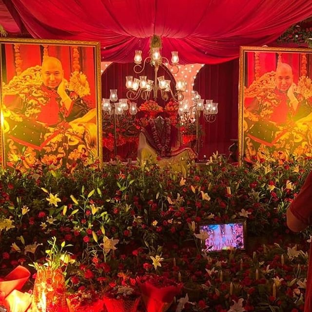 guruji flower decoration for satsang decoration gurji maharaj decoration guruji stage decoration for satsang guruji satsang flower decoration at home in Gurgaon Delhi NCR 35