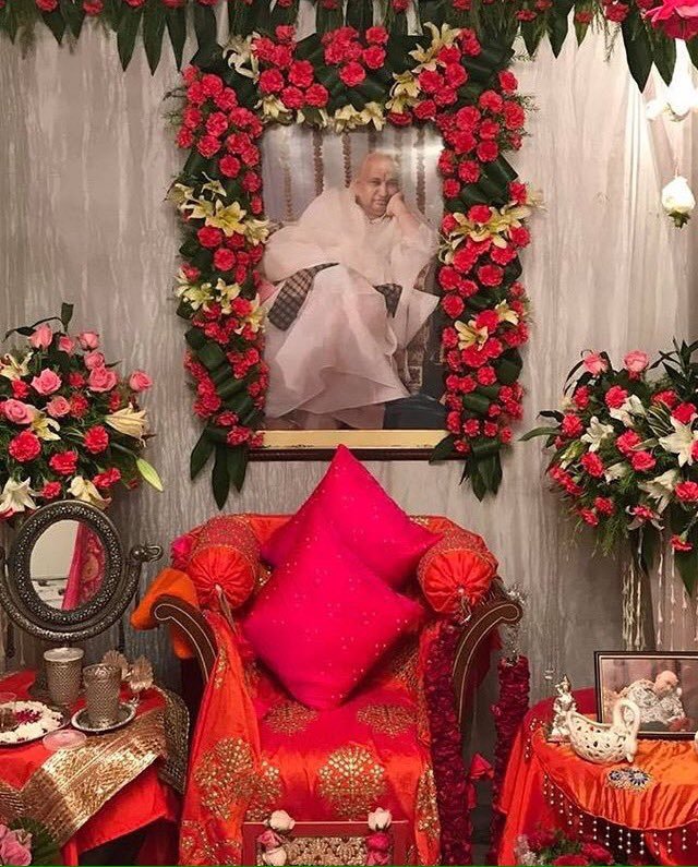 guruji flower decoration for satsang decoration gurji maharaj decoration guruji stage decoration for satsang guruji satsang flower decoration at home in Gurgaon Delhi NCR 54