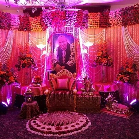 guruji flower decoration for satsang decoration gurji maharaj decoration guruji stage decoration for satsang guruji satsang flower decoration at home in Gurgaon Delhi NCR 61