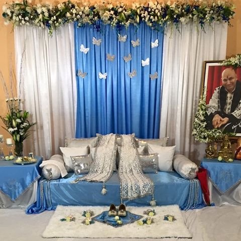 guruji flower decoration for satsang decoration gurji maharaj decoration guruji stage decoration for satsang guruji satsang flower decoration at home in Gurgaon Delhi NCR 7