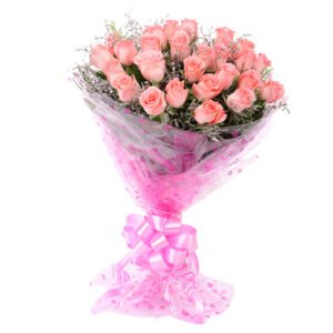 fresh Pink Roses with fillers