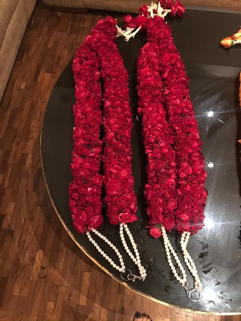 Wedding Rose petals Garland, Orchid Jaimala, Rose Jaimala, New Style Jaimala, Orchid Flower Jaimala, Tube Roses jaimala , rajnigandha and roses Jaimala , jasmine and lilly varmala garlands, virat kohli jaimala varmala haar, pink and white jaimala , red and white flower varmala, blue orchid jaimala, purple orchid varmala ,  special rose petals jaimala