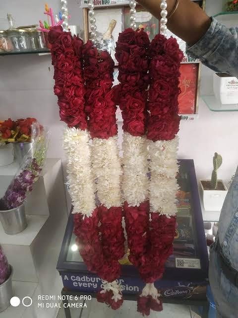 Wedding Rose petals Garland, Orchid Jaimala price, Rose Jaimala, New Style Jaimala, Orchid Flower Jaimala near me shop, Tube Roses jaimala , rajnigandha and roses Jaimala , jasmine and lilly varmala garlands price , virat kohli jaimala varmala haar, buy pink and white jaimala online price  , red and white flower varmala, blue orchid jaimala, purple orchid varmala ,  special rose petals jaimala near me