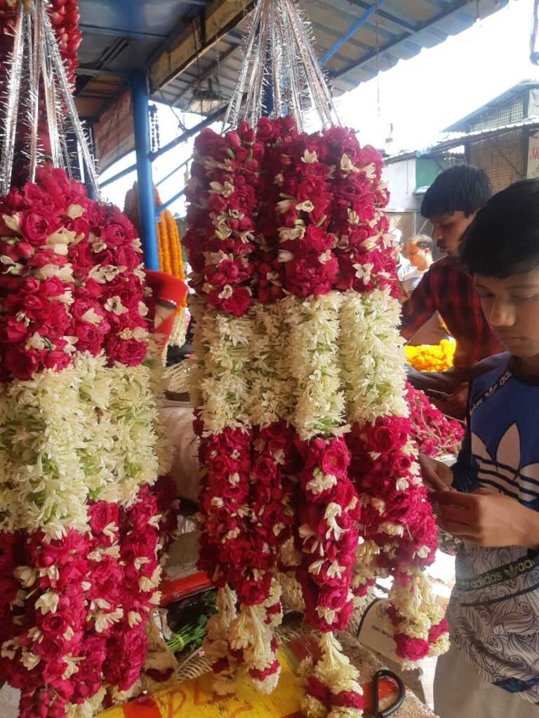 Wedding Rose petals Garland, Orchid Jaimala price, Rose Jaimala, New Style Jaimala, Orchid Flower Jaimala near me shop, Tube Roses jaimala , rajnigandha and roses Jaimala , jasmine and lilly varmala garlands price , virat kohli jaimala varmala haar, buy pink and white jaimala online price  , red and white flower varmala, blue orchid jaimala, purple orchid varmala ,  special rose petals jaimala near me