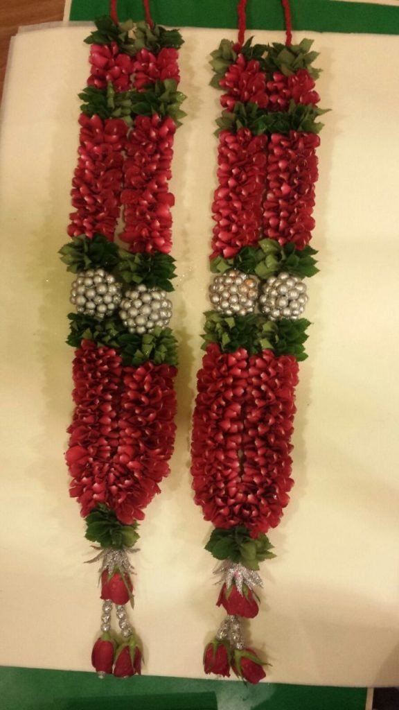 Wedding Rose petals Garland, Orchid Jaimala price, Rose Jaimala, New Style Jaimala, Orchid Flower Jaimala near me shop, Tube Roses jaimala , rajnigandha and roses Jaimala , jasmine and lilly varmala garlands price , virat kohli jaimala varmala haar, buy pink and white jaimala online price  , red and white flower varmala, blue orchid jaimala, purple orchid varmala ,  special rose petals jaimala near me